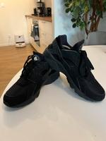 Nike Air Huarache Größe 45,5 Berlin - Hellersdorf Vorschau