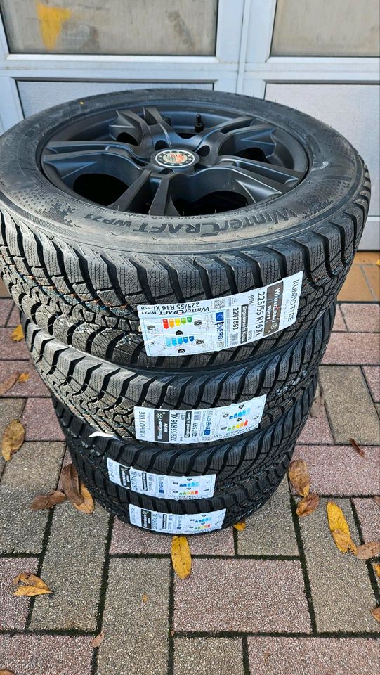 4 neu winterreifen kumho 225/55 16" Alufelgen platin bmw f10 e60 in Philippsburg