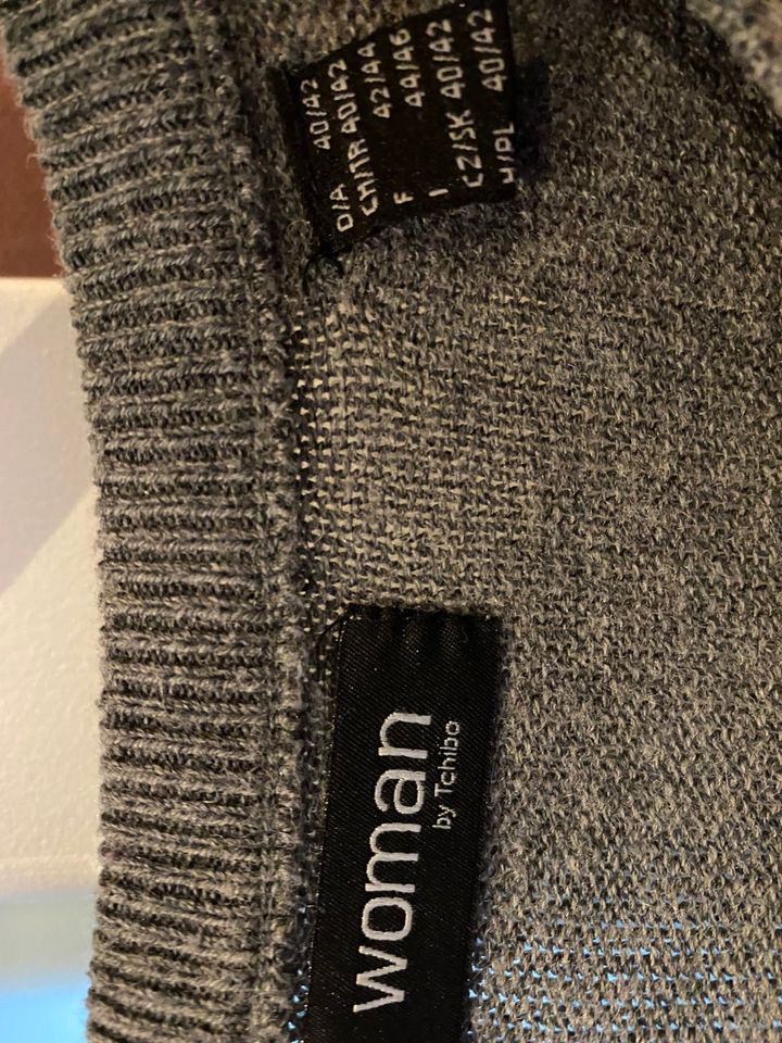 Strickkleid zu verkaufen in Hüttenberg