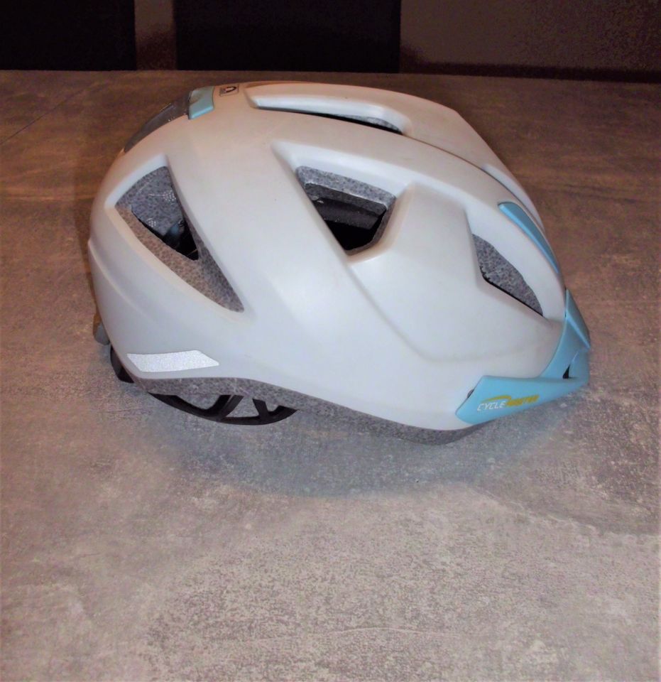 2 x Kinder Fahrradhelm Gr. 49 - 54 cm in Gräfenhainichen