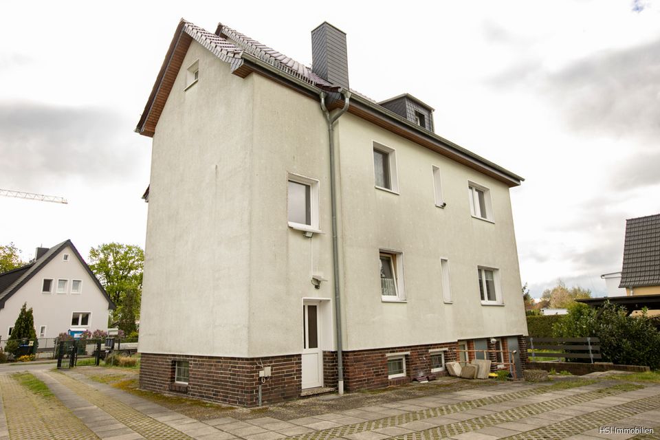 3-Familienhaus in Berlin Falkensee auf 1324 m² Grundstück mit viel Potential. in Falkensee