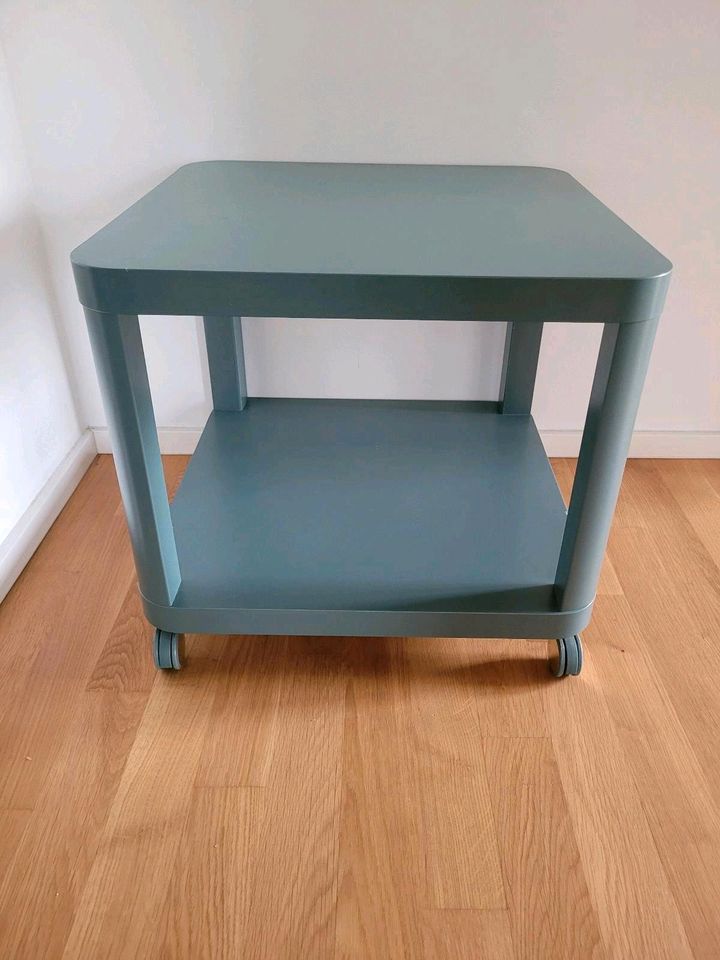 Ikea Tingby Rolltisch Beistelltisch grau grün blau 50 x 50cm in Karlshuld