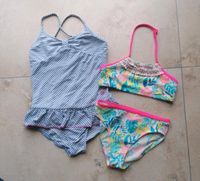 Badeanzug Tommy Hilfiger blau weiß Bikini bunt pink 110/116 116 Bayern - Wegscheid Vorschau