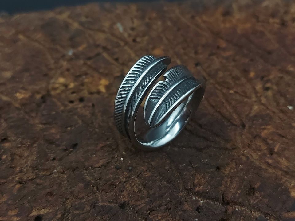 Ring Feder Edelstahl Schmuck verschiedene Größen Unisex NEU in Spickendorf