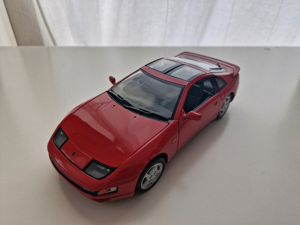 Modellautos 1:18 Nissan Fairlady Z Kyosho in Moosburg a.d. Isar