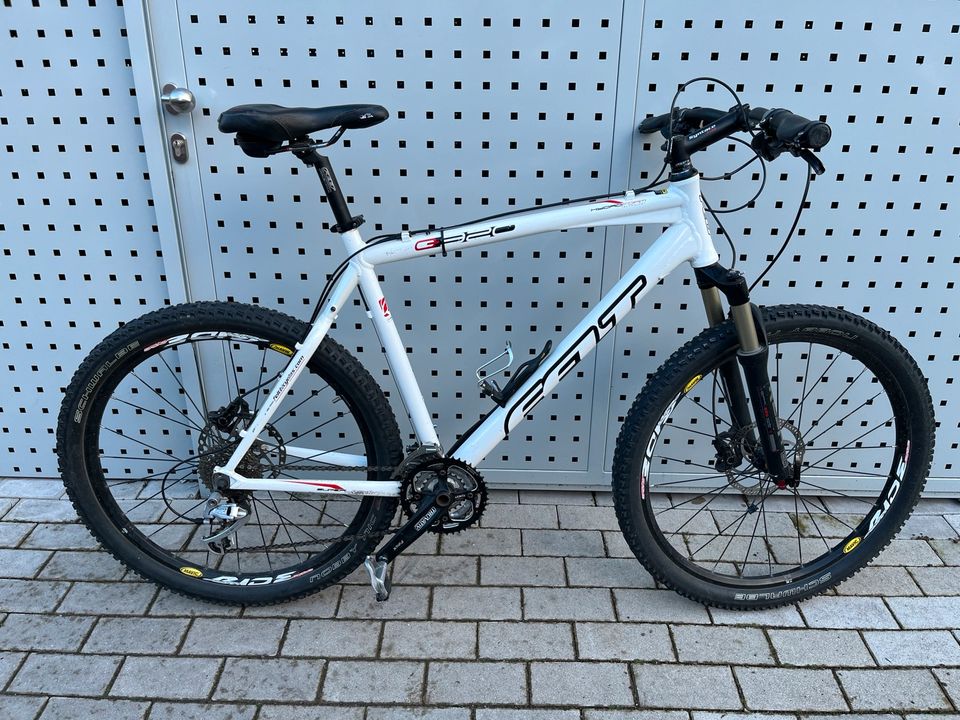 Felt Mountainbike 26" Deore XT / LX, Rock Shox Reba Air in Wienburg