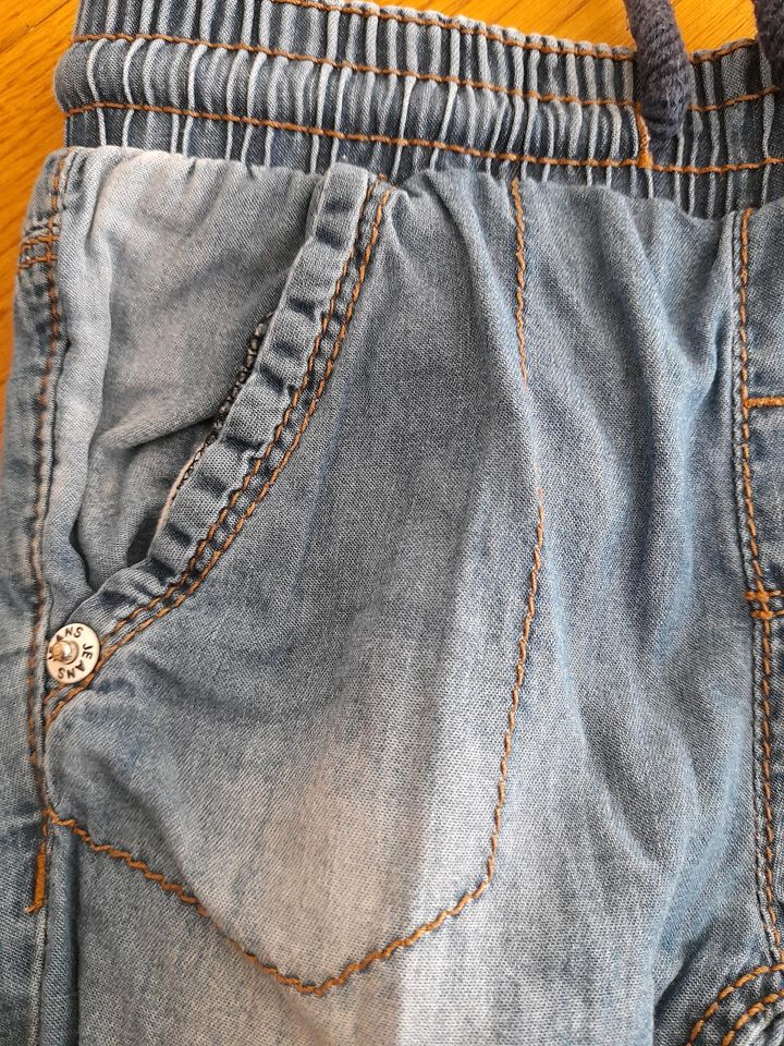 Top! Jeans Größe 74 Hose Jeanshose in Niederwinkling