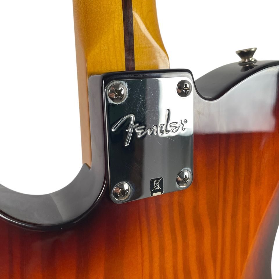 Fender Modern Player Telecaster Plus 2014 HSS Honeyburst in Stolberg (Rhld)