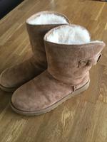 UGG Boots Stiefel Gr.39 Remora chestnut beige wie neu Hessen - Hünfeld Vorschau