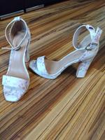 Anna Field Riemensandalen Gr. 41 Hessen - Hünfeld Vorschau