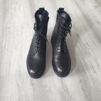 Gabor Stiefel Boots schwarz Echtleder Gr,39(6) NEU Schleswig-Holstein - Kiel Vorschau