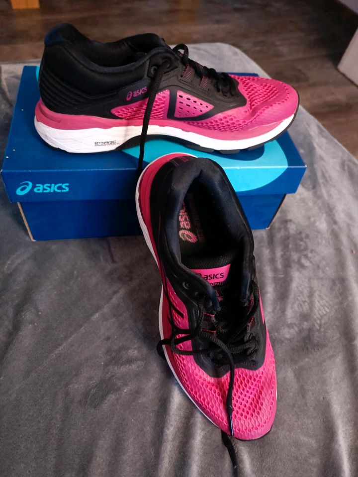 Laufschuh Asics in Siegen