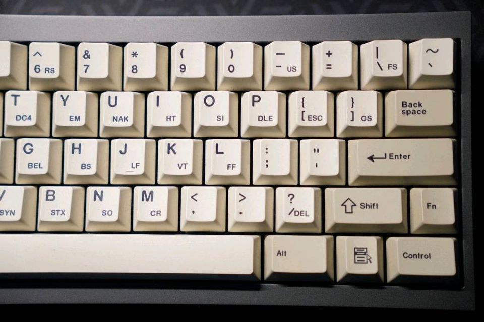 TOFU60 2.0  - Akko CS Lavender - XMI Keycaps - Custom Keyboard in Dresden