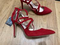 High Heels rot Zara Gr. 39 München - Laim Vorschau