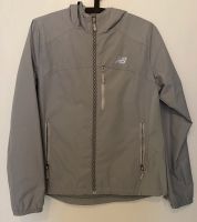 New balance Jacke Damenjacke NEU Größe M Frankfurt am Main - Preungesheim Vorschau