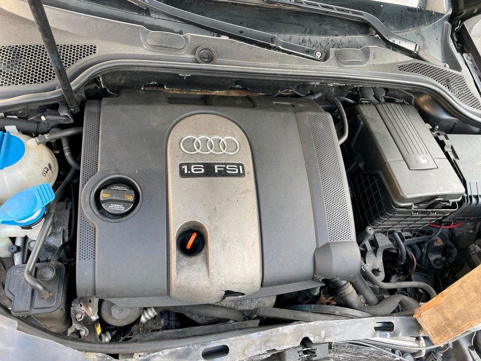 Audi A3 1.6 Unfall wenig km in Koblenz