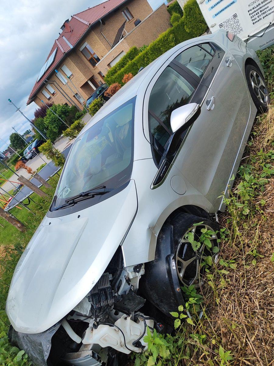 Abbildung des Autos Opel Ampera-e
