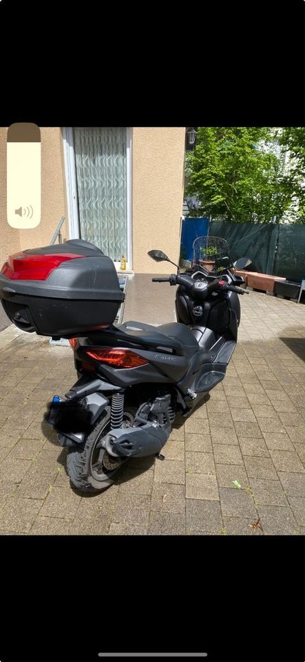 Yamaha X Max 125er in Esslingen