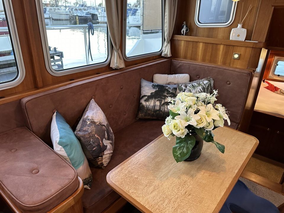 Luxusyacht Motoryacht Yacht Stahlschiff Schiff Boot zu verkaufen in Magdeburg