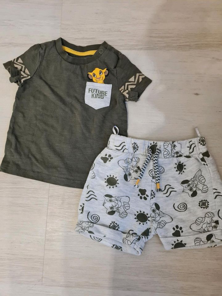 Baby Shorts und Shirt Set Junge in Größe 68 in Euskirchen