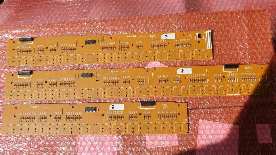 Key Contact Board KLM Korg Krome88 Kross88 SP280 SP170S SP170s in Berlin