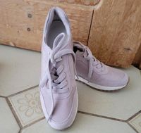 Schuhe Turnschuhe Sneakers Gr. 38 flieder NEU Baden-Württemberg - Kirchardt Vorschau