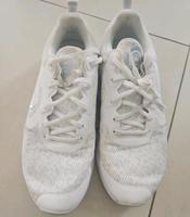 Nike Turnschuhe Gr. 38,5 Bayern - Langenzenn Vorschau