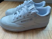 Sneaker Reebok classic Weiss Silber Glitzer 37,5 Rheinland-Pfalz - Koblenz Vorschau