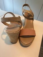Keilabsatz Sandale high Heels Duisburg - Hamborn Vorschau