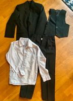 schwarzer Anzug mit Weste und Hemd, Gr.12, passt 140/146 Schmal Pankow - Prenzlauer Berg Vorschau