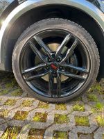 4x alutec Ikenu Felgen schwarz mit Winterreifen nexen 245/40 R19 Hessen - Hainburg Vorschau