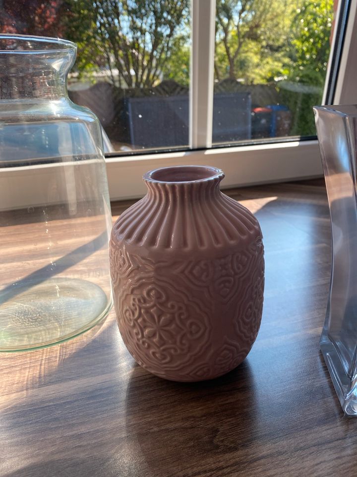Verschiedene Vasen in Kaltenkirchen