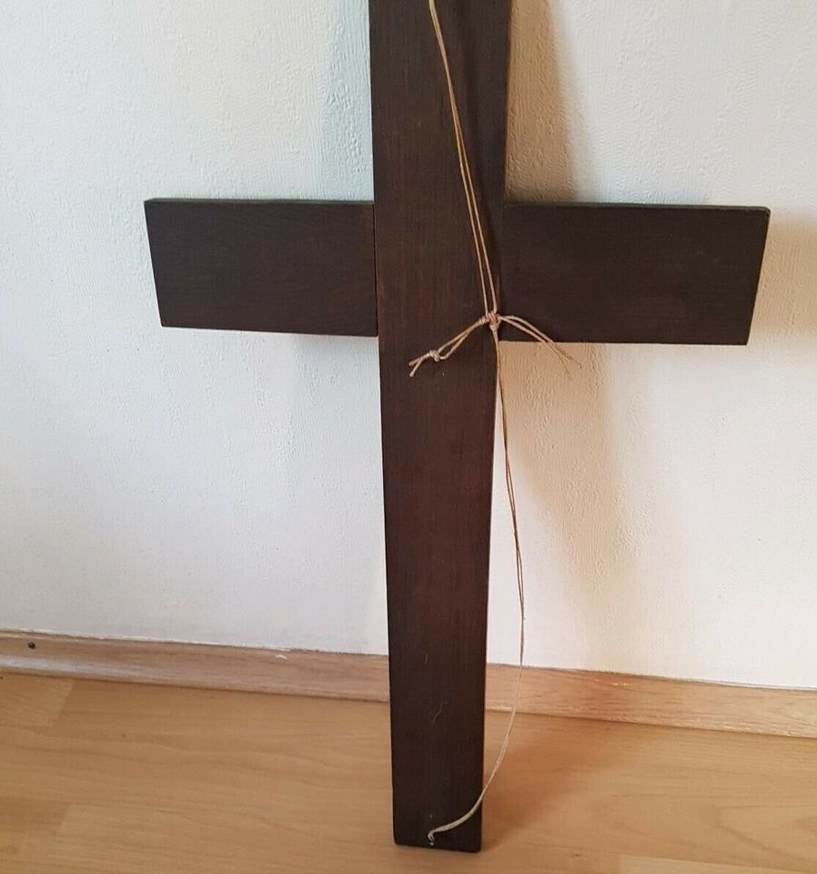 Altes Holzkreuz Sakrales Kreuz in Wangen im Allgäu