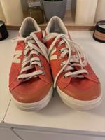 Sneaker Sportschuhe  New Balance Gr.39 lachsfarben Hessen - Heusenstamm Vorschau