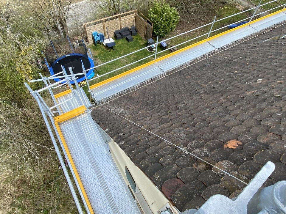 Malergerüst Dachdecker Gerüstbau Fassadengerüst Peri Layher in Rottweil