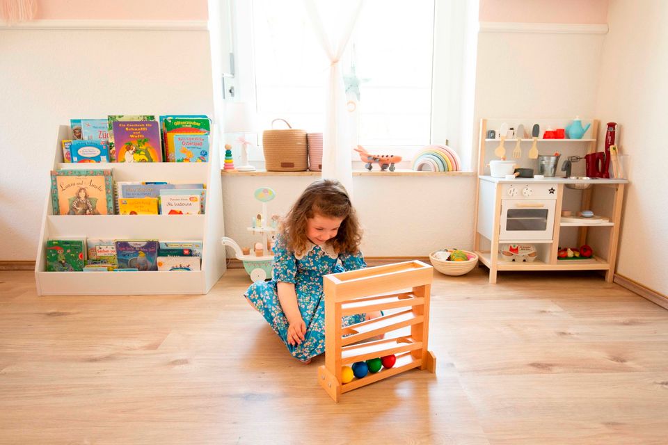 Holzkugelbahn, Kugelbahn aus Holz, Kugelbahn natur, Montessori in Stuttgart