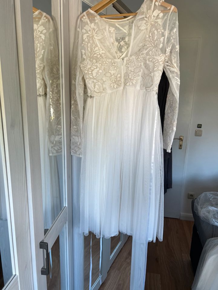 Brautkleid Asos in Berlin