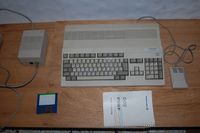 Commodore Amiga A 500 Plus Konsole mit Handbuch Maus + Netzteil Wiesbaden - Mainz-Kastel Vorschau