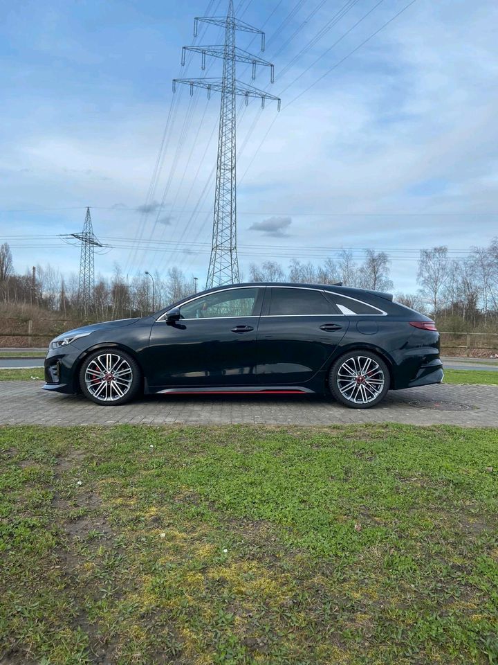 KIA ProCeed GT 1.6 DCT7 GT NAV KOMF in Essen