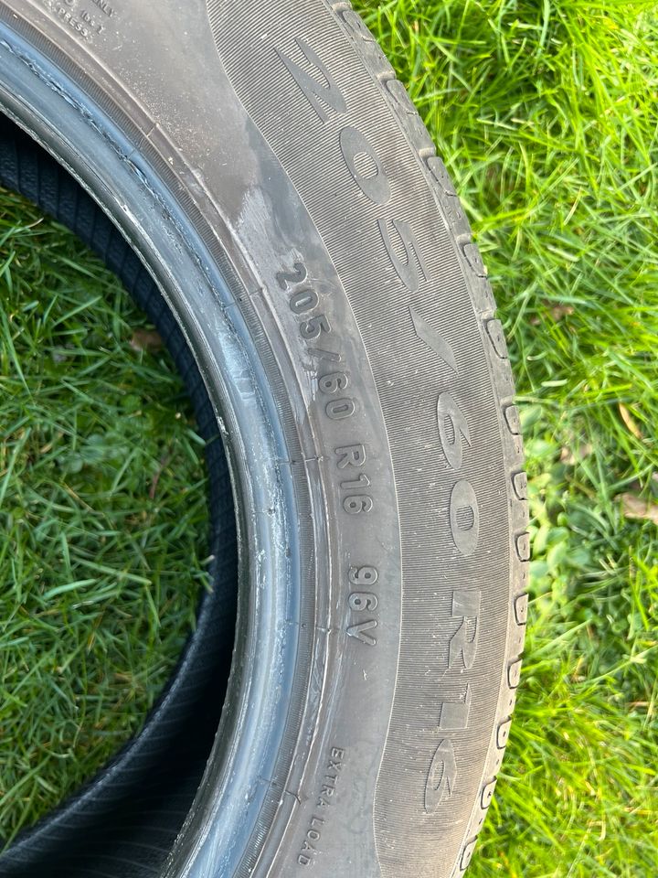 4x Sommerreifen Pirelli Cinturato P7 205/60 R16 96V in Rösrath