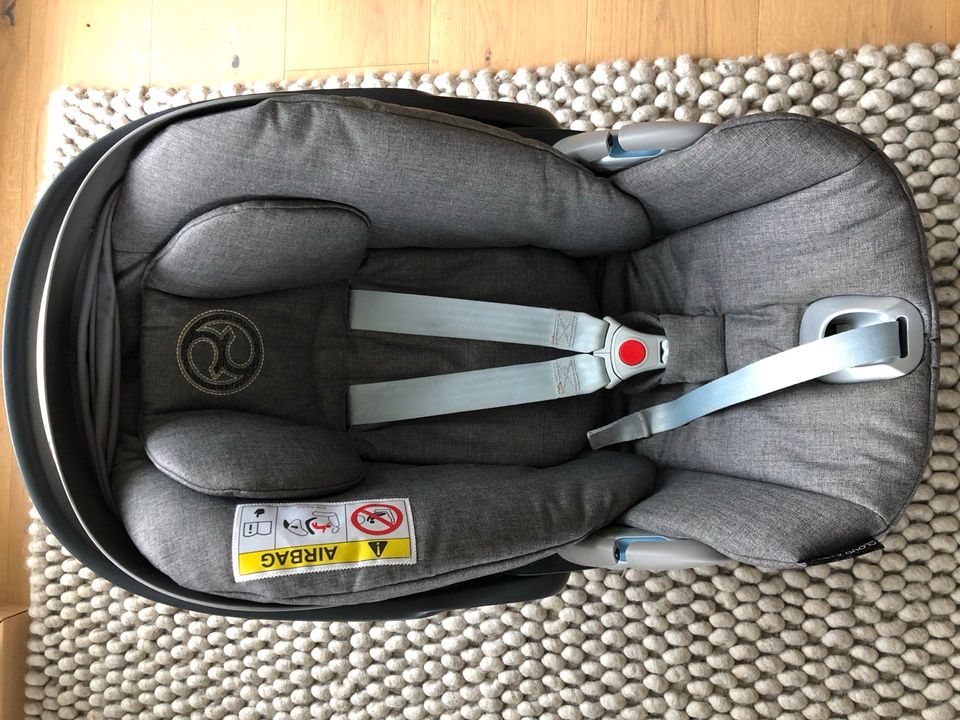 Babyschale Cybex, Kindersitz, Cloud i-Size plus, grau in Berg