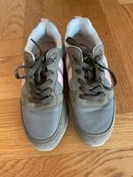 Hummel Sneaker 'Monaco 86' in Grün, Oliv Niedersachsen - Nordhorn Vorschau