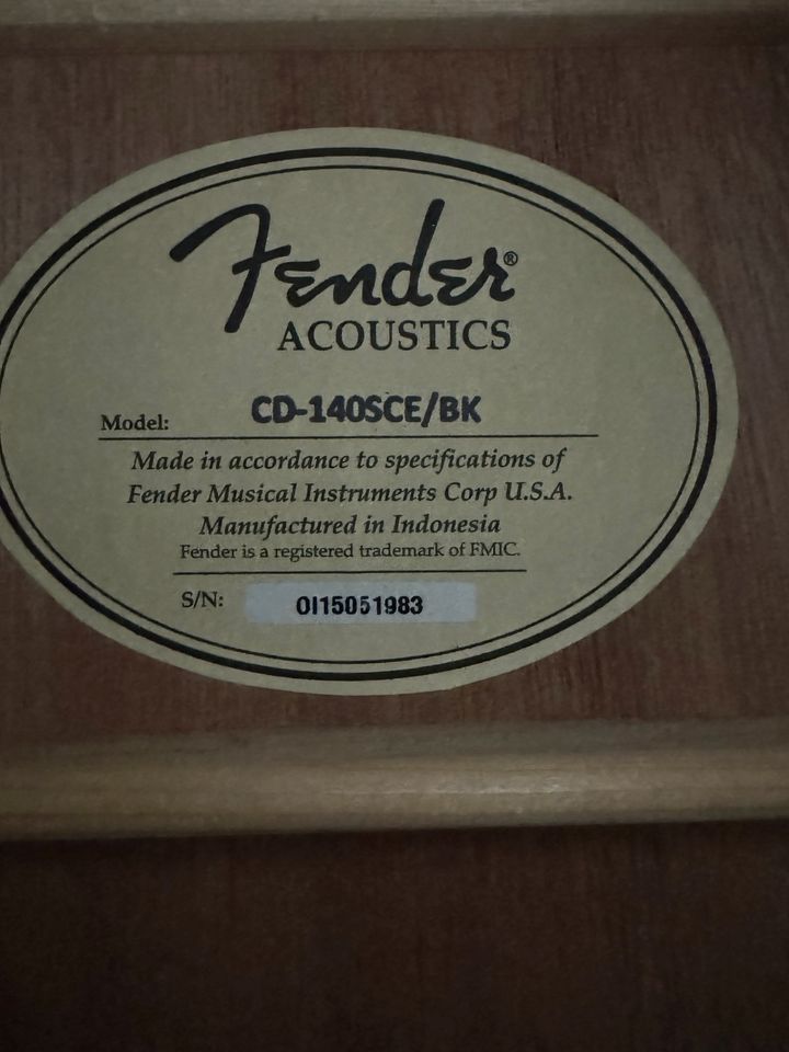 Fender Akustik Gitarre CD-140SCE/BK in Rösrath