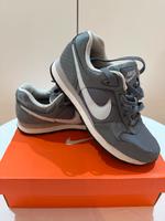 Nike Sneaker Gr. 37,5 Hessen - Mörlenbach Vorschau