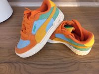 ⚠️ PUMA Sneaker Turnschuhe Kinder Gr. 30 Hessen - Hasselroth Vorschau