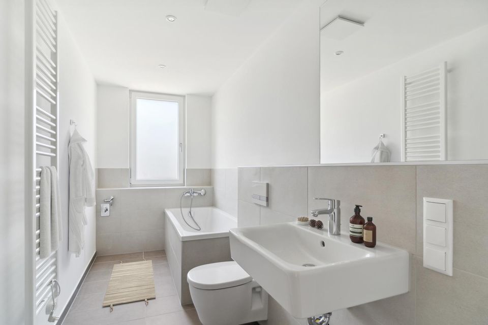 NEUBAU - Leben am Rhein -  exklusive 4 Zimmer-Penthouse-Wohnung mit EBK und Balkon in Mainz