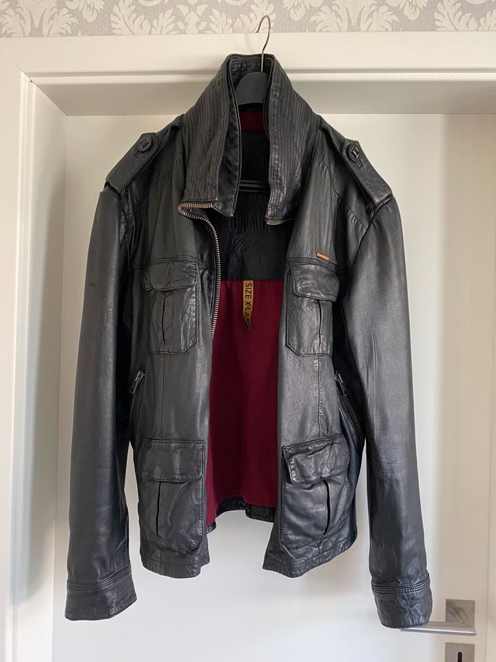 Superdry Herren Vintage Lederjacke  Größe XL in Graal-Müritz