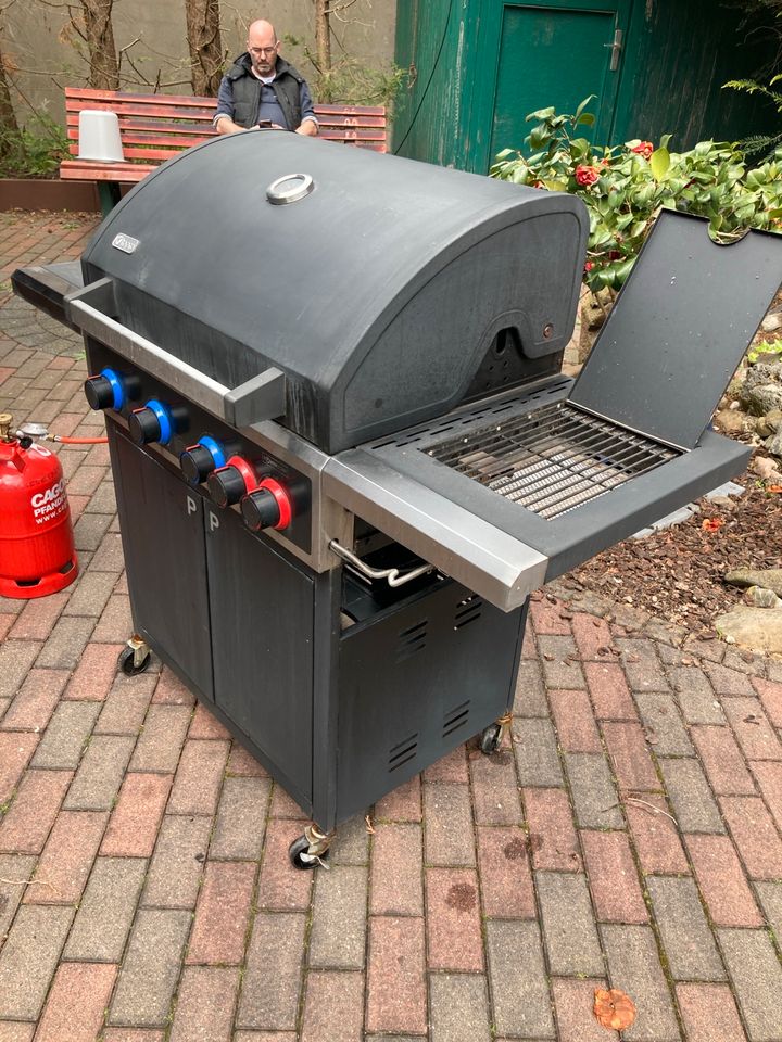 Gasgrill der Firma Tempro, 3 komplett neue Brenner in Moers