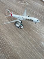 Boeing 777-300 ER - Emirates Berlin - Steglitz Vorschau