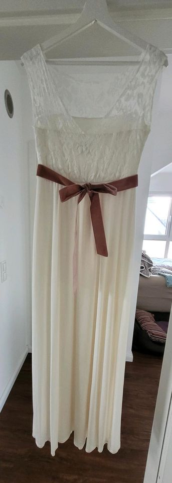 Schwangerschafts Brautkleid Tiffany Rose Gr 2 in Zülpich
